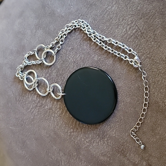 5/$25 BLACK Mod Circle Pendant Silvertone Link Chain Lavalier Necklace - Picture 2 of 7
